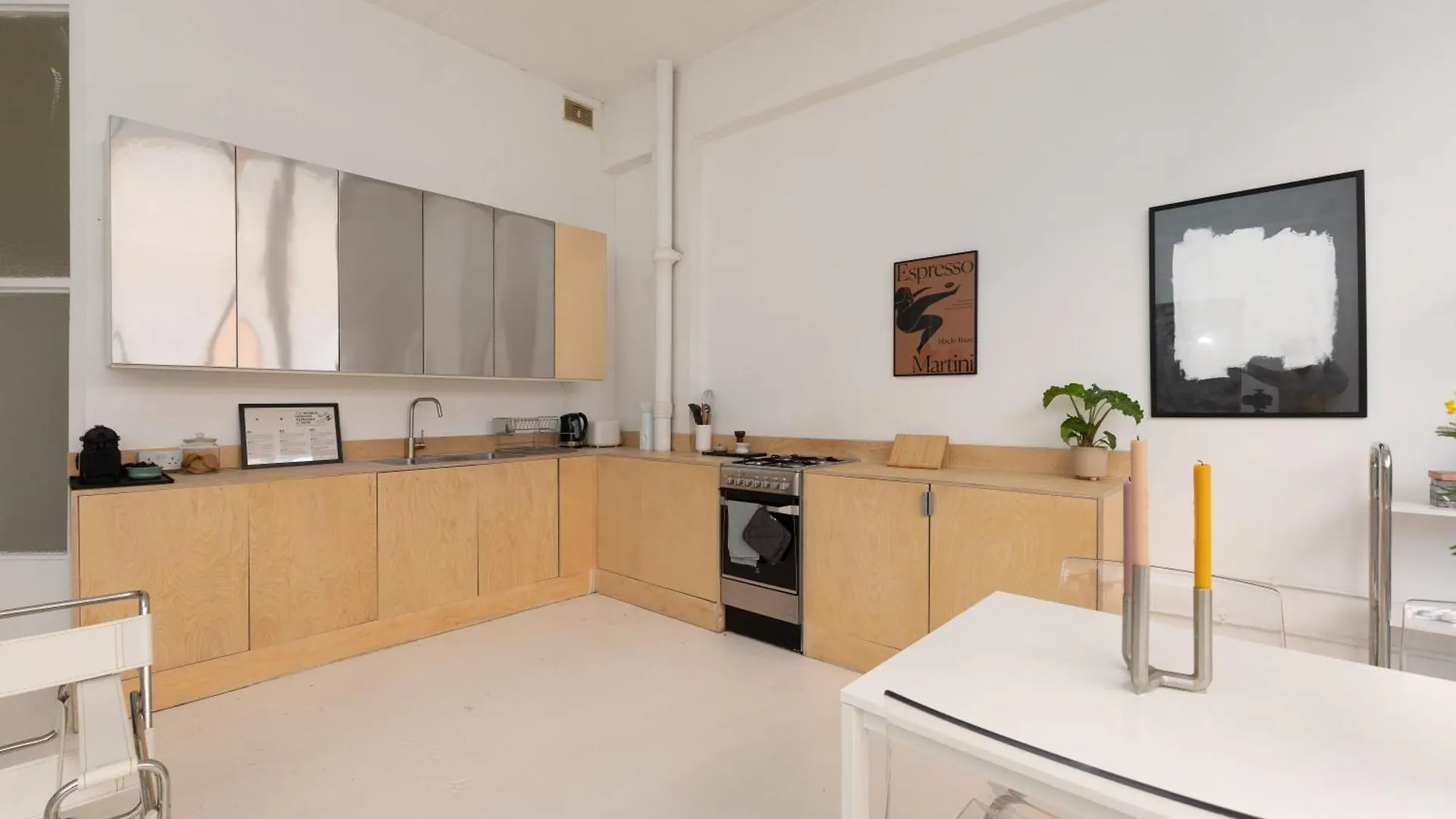 Bright & Spacious 2Br Flat, Great Transport Links 런던