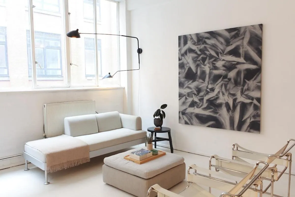 Bright & Spacious 2Br Flat, Great Transport Links London United Kingdom