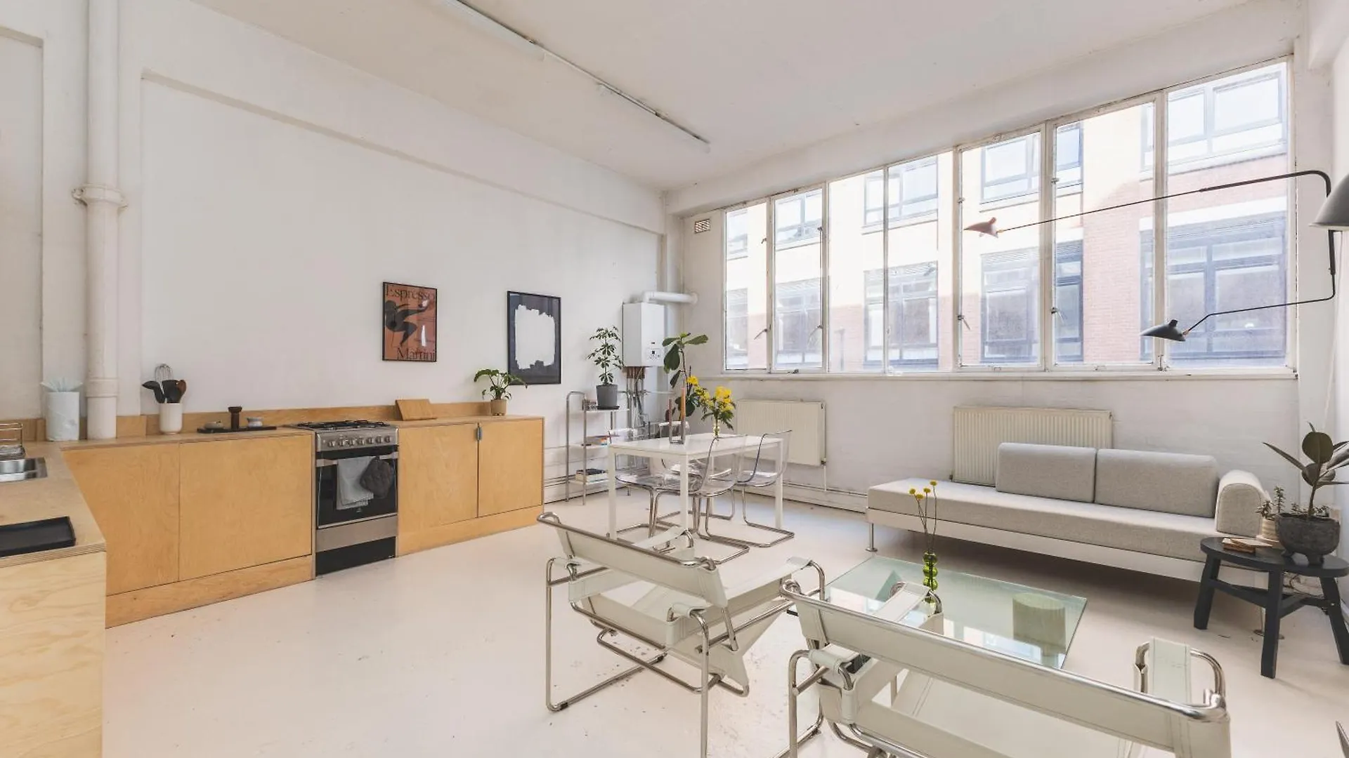 Bright & Spacious 2Br Flat, Great Transport Links London